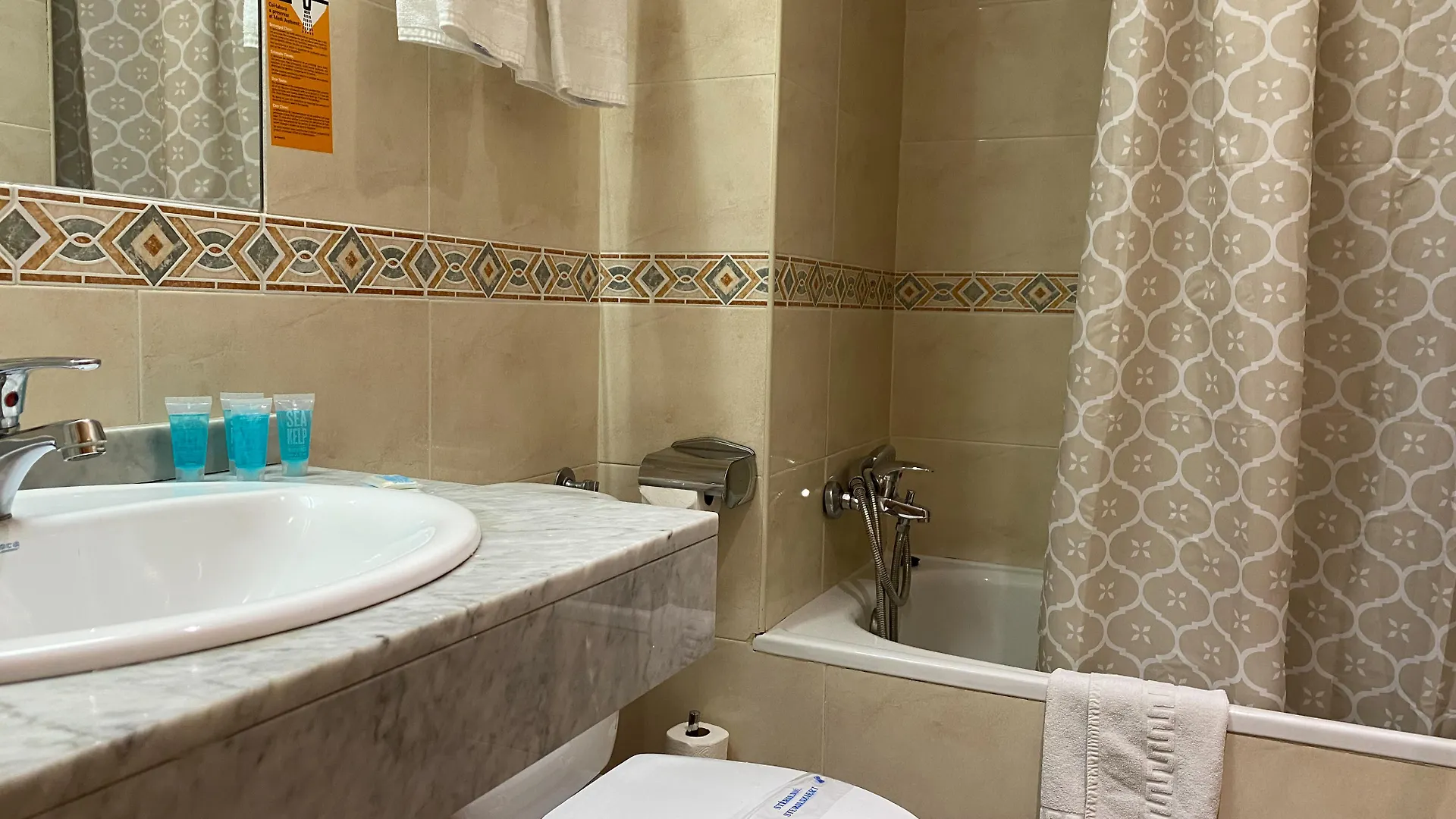 Somriu Hotel Vall Ski Incles